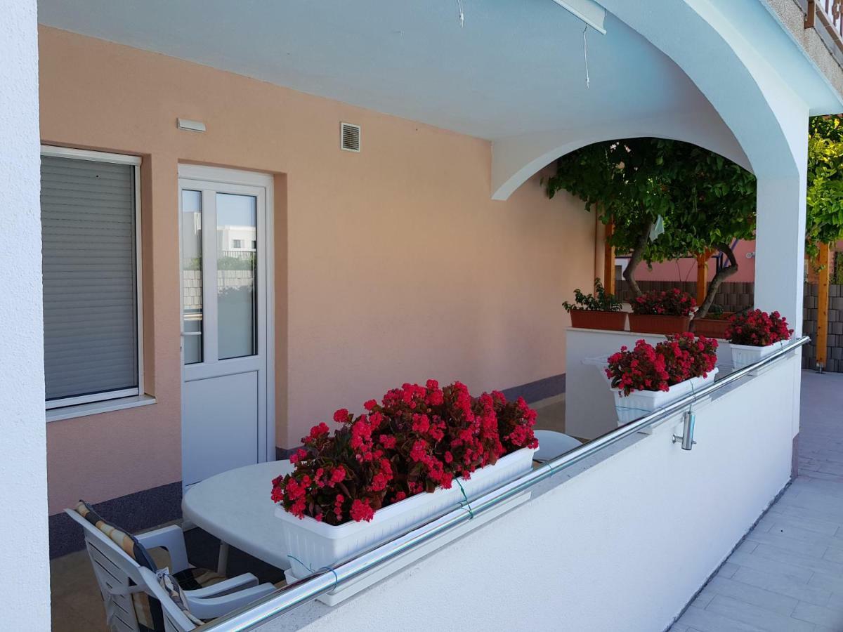 Villa Ferias Trogir Exterior foto